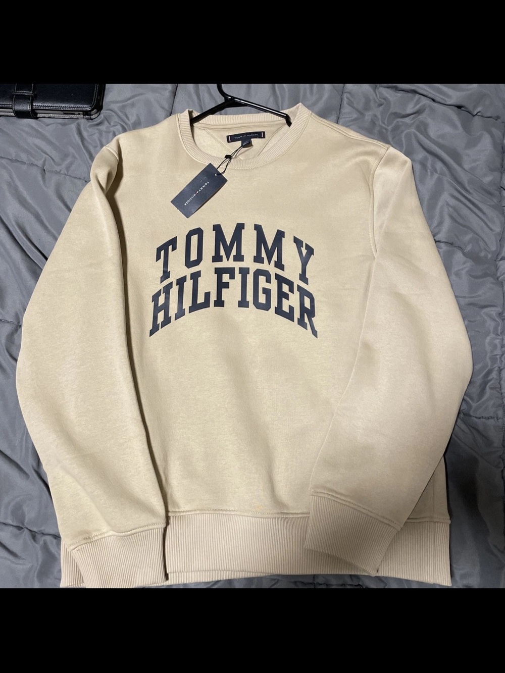 Tommy Hilfiger Men’s Beige Crewneck with Black Logo